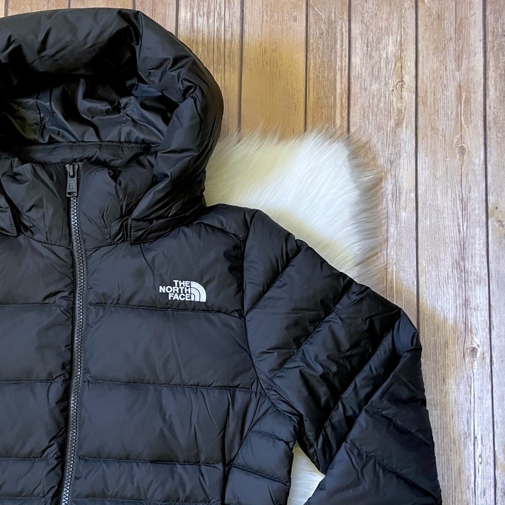The North Face Women’s Metropolis II Parka Coat In Black - Picture 3 of 8